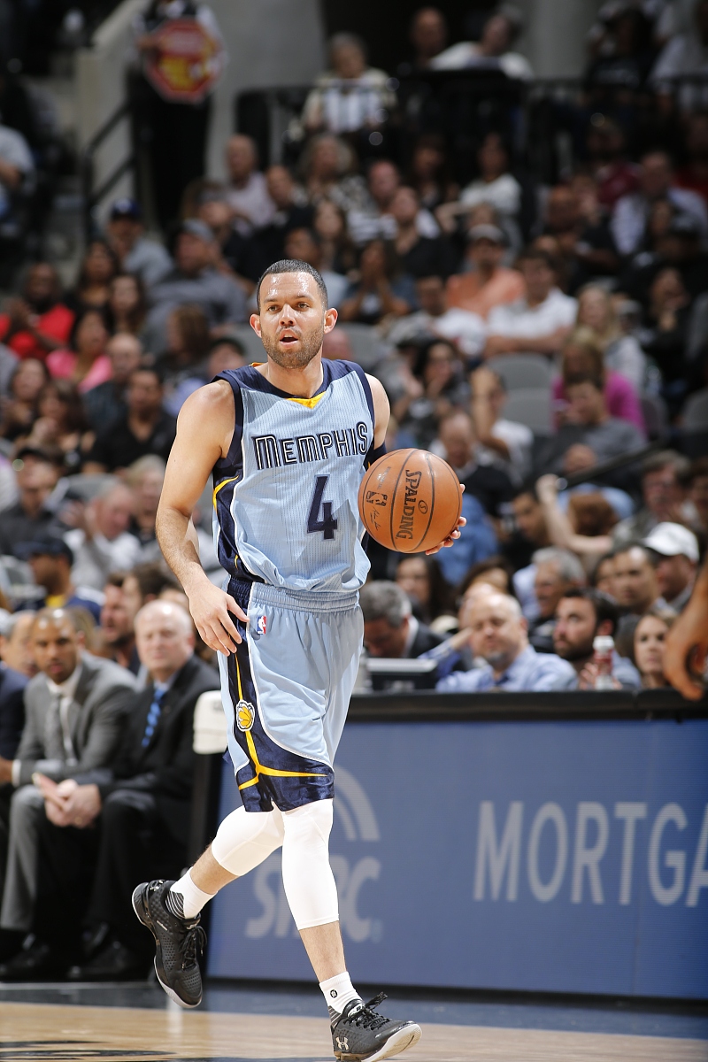 FLY横扫DK，Zeus拿下关键大龙强强对话四强赛，成为赛场最大亮点