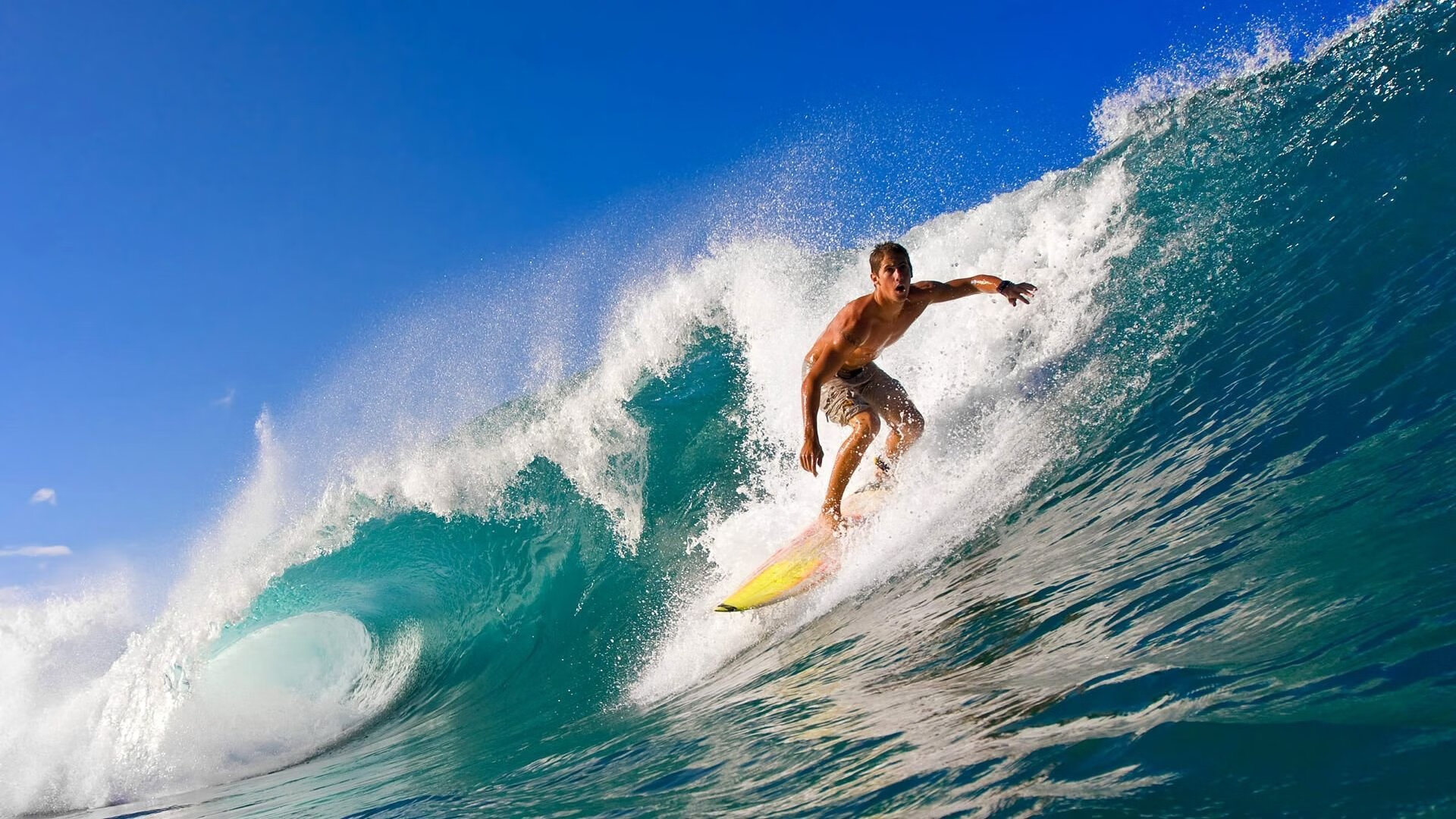 米切尔50分天神下凡！雷霆加时险胜上海，这场巅峰对决究竟有多疯狂？